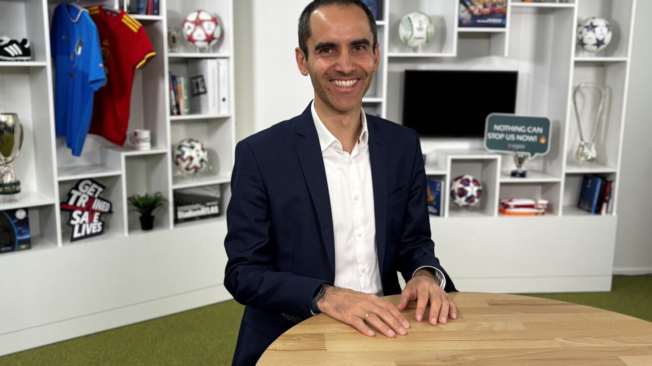 Marius Vetrici Ai Consultant AI Leaders Online Course